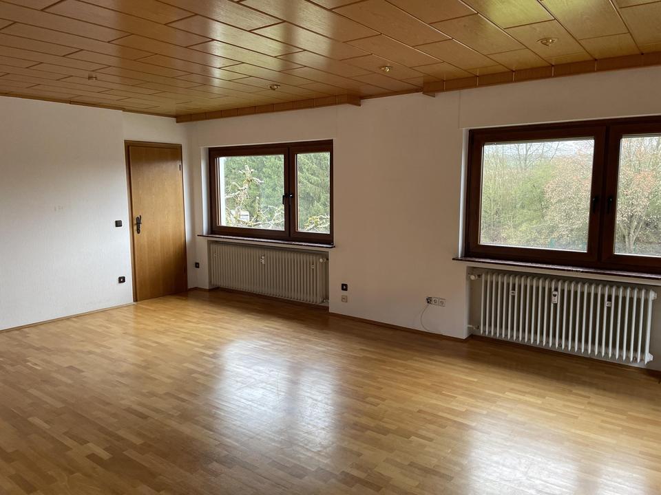 Großzügiges 2- Parteienhaus – Bild 3