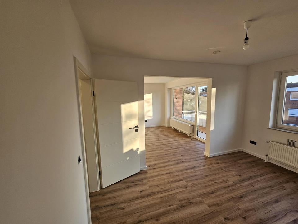 HH-Niendorf - Helle 3-Zimmer-Wohnung inkl. TG-Stellplatz mit Südbalkon in bester Lage – Bild 7