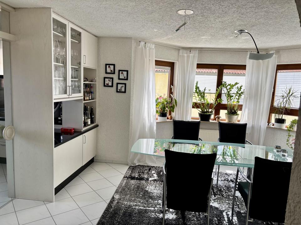 Gepflegte Doppelhaushälfte mit 2 separaten Wohneinheiten und Studio in ruhiger Lage, 30er Zone – Bild 15