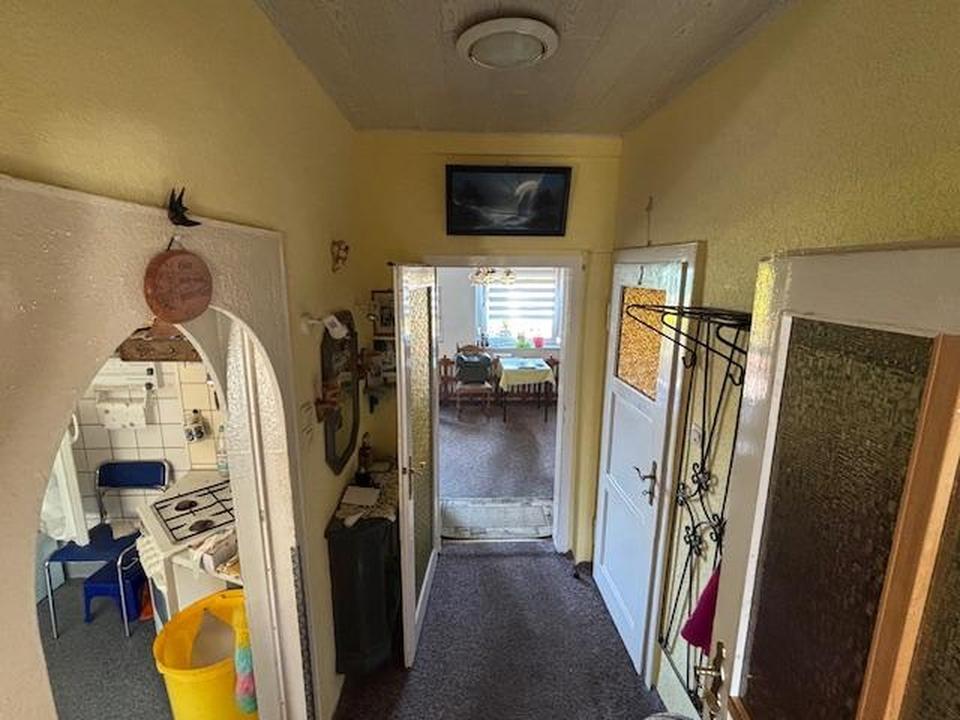 Reihenendhaus, unterkellert mit Nebengelass und Garten – Bild 6