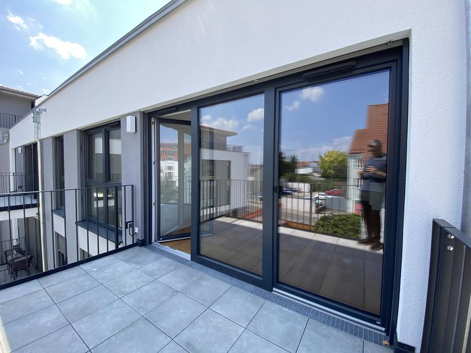 2,5-Zimmer Stadtwohnung mit Balkon – Bild 3