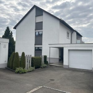 Attraktives Zweifamilienhaus mit ausgebautem Dachgeschoss in Ehningen