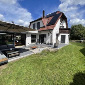 Hochwertiges Einfamilienhaus/ Zwei-Familienhaus (Effizienzhaus) in Traumlage