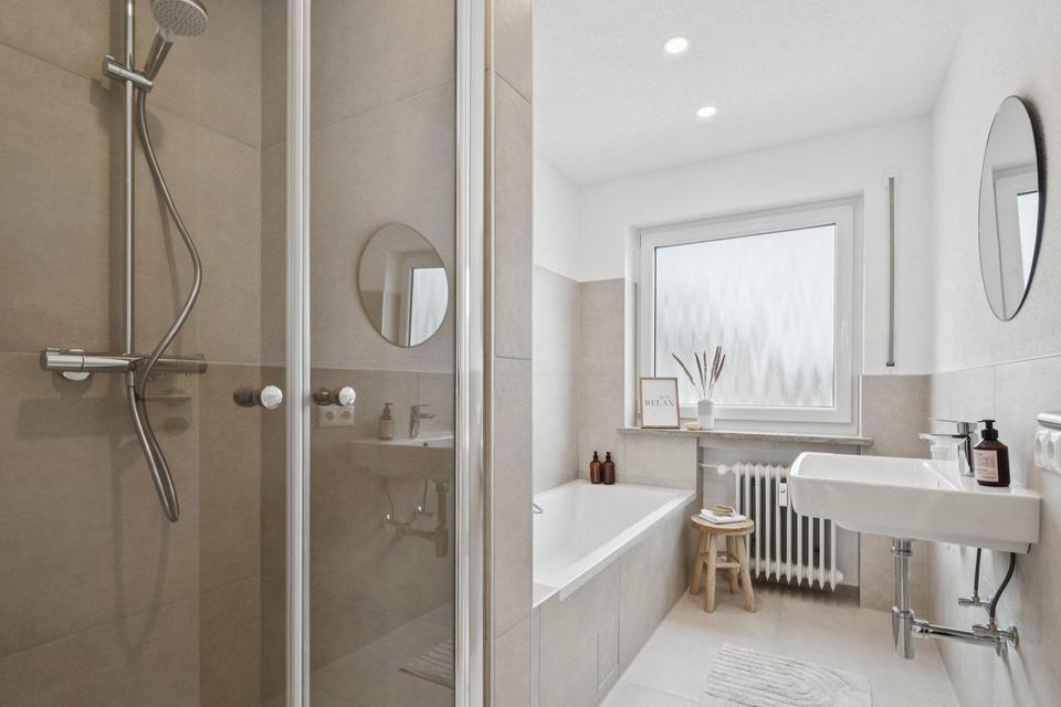 Sofort bezugsfrei: Helle 3 ZKB-Wohnung mit 2 Balkonen, provisionsfrei und frisch renoviert – Bild 5