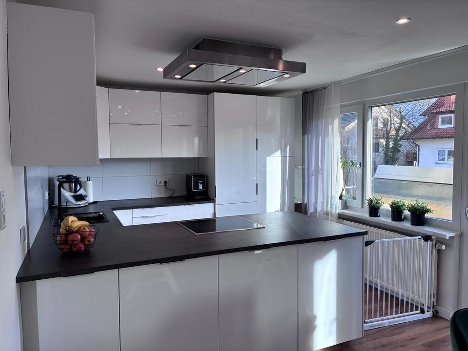 Sonnige 4-Zimmer-Familienwohnung am Feldrand – 2023 top renoviert + DG-Ausbaureserve – Bild 8