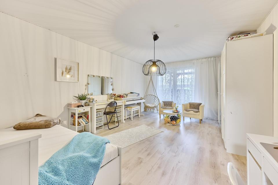 Großzügiges Wohnen mit Garten auf zwei Ebenen – Bild 18