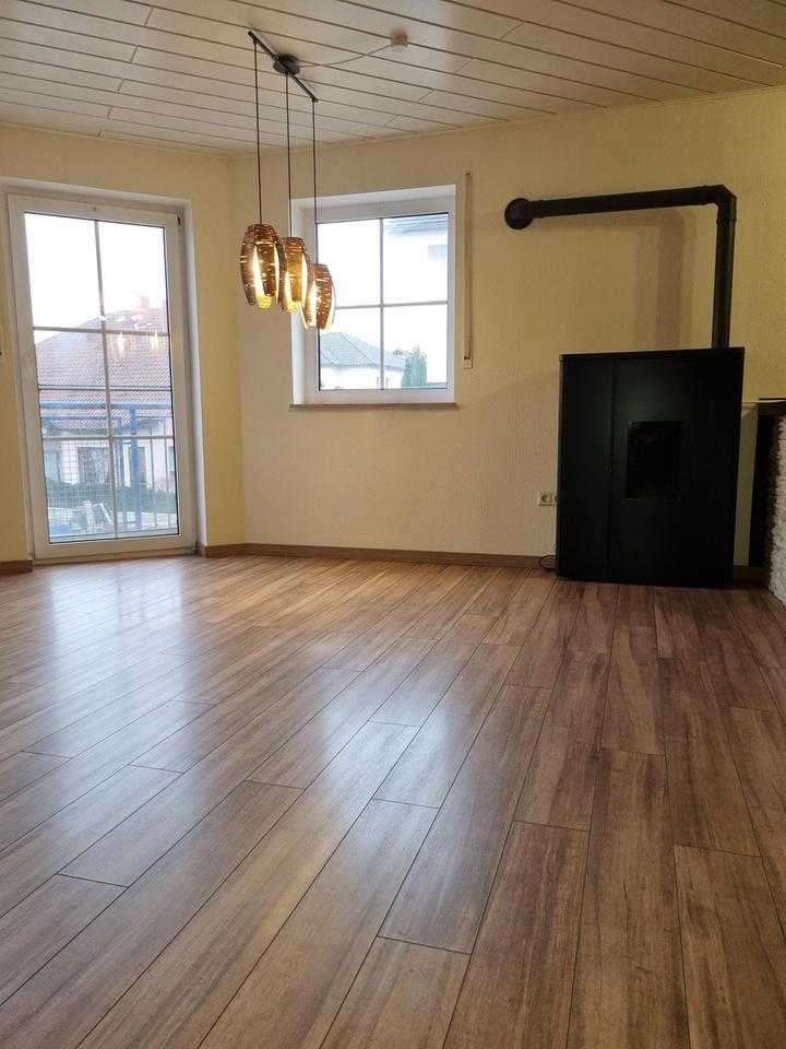 Moderne Wohnung mit 2 Balkonen in Ortsrandlage! – Bild 6