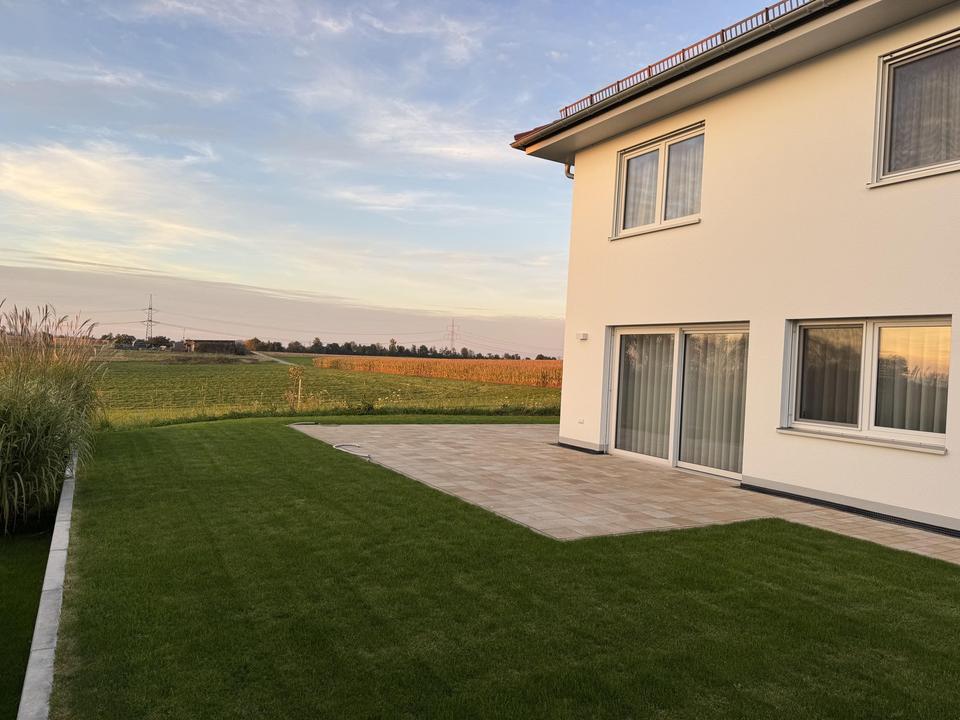 Aussicht ins Grüne! Lichtdurchflutetes Massivhaus in Bihlafingen, provisionsfrei – Bild 4