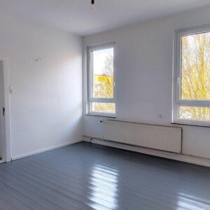 **Reserviert** Großzügige 4-Zimmer-Altbauwohnung direkt am Holzhafen