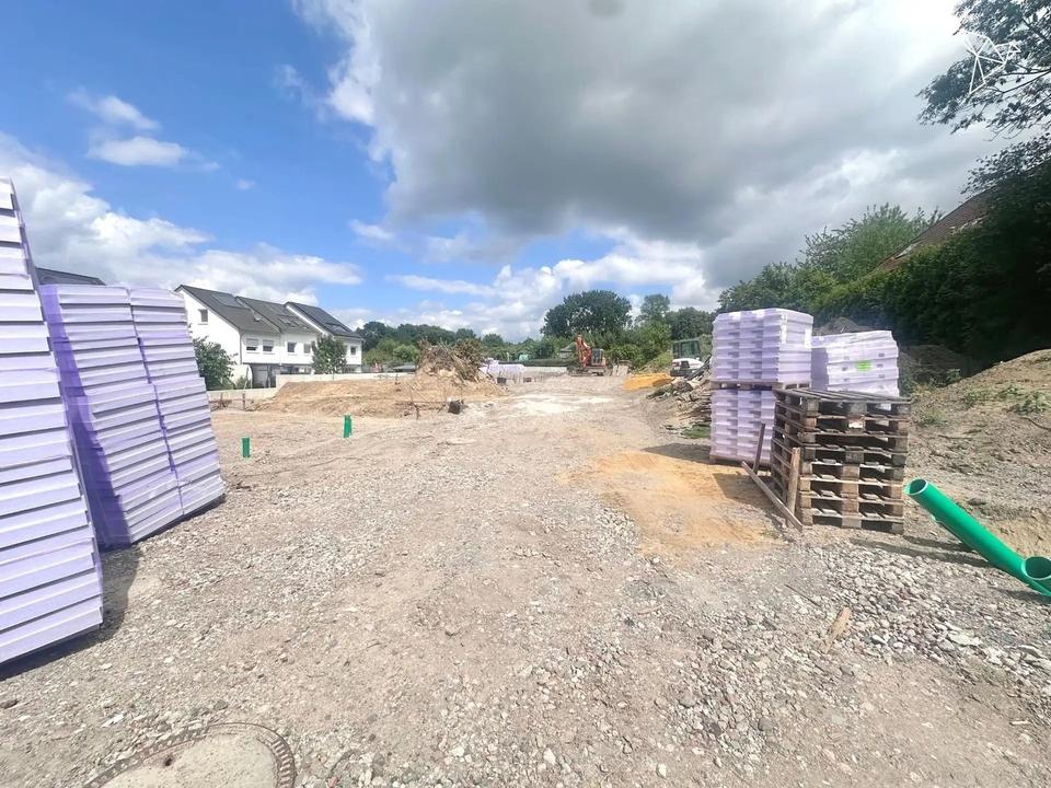 306 m² Baugrundstück ohne Maklerprovision, mit Baugenehmigung – Bild 9