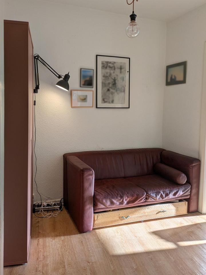 Gemütliche, und lichtverwöhnte 3 Zimmer Wohnung. Courtagefrei und großes Potenzial! – Bild 7