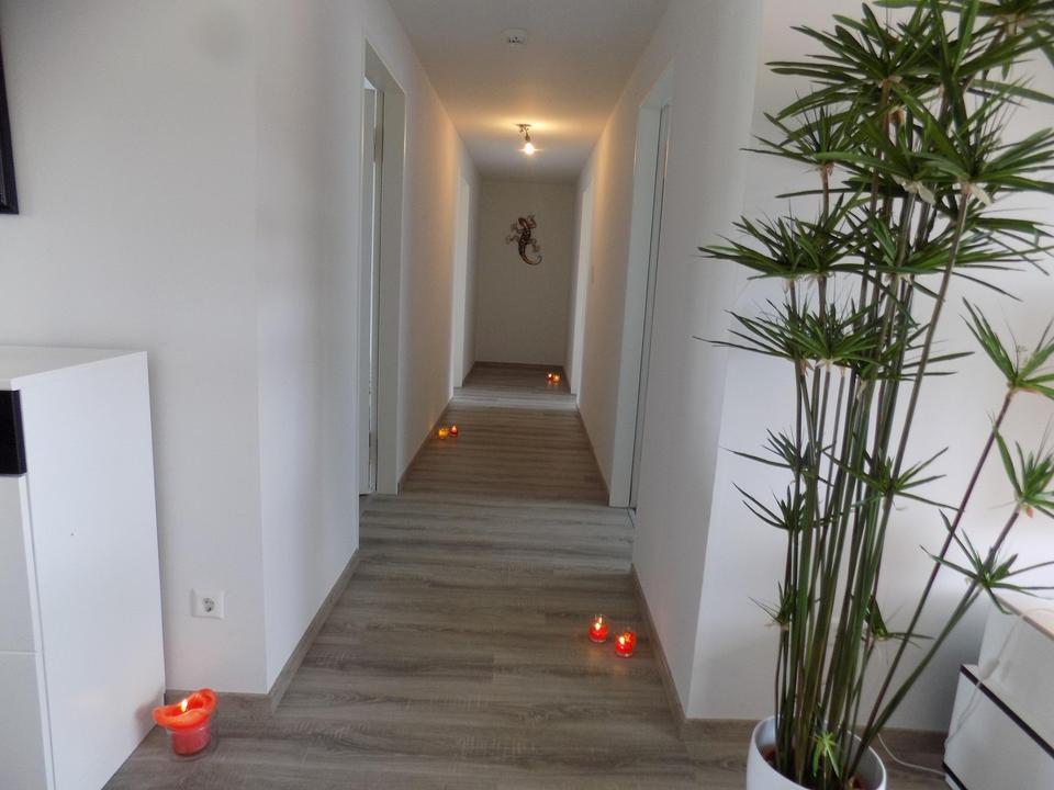 helle moderne 4-Zimmer-DG-Wohnung mit Balkon zentral in Bad Kissingen – Bild 13