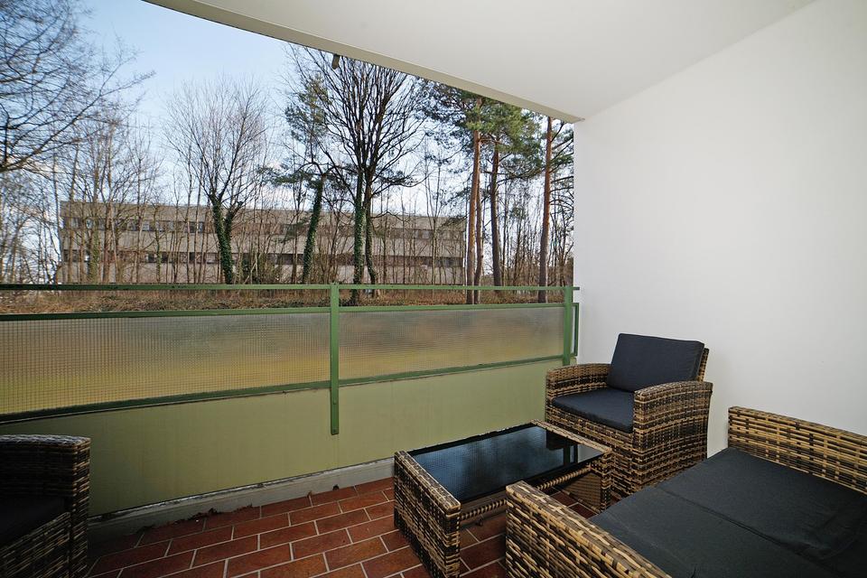Apartment mit Balkon und EBK - komplett saniert und möbliert – Bild 11