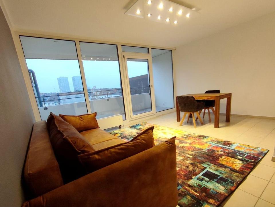 Hell, möbliert und mitten im Geschehen – Bild 2