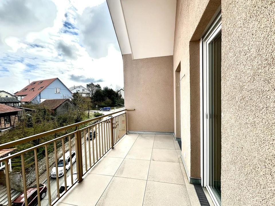 Helle 3-Zimmer-Dachgeschosswohnung mit Loggia – Bild 4