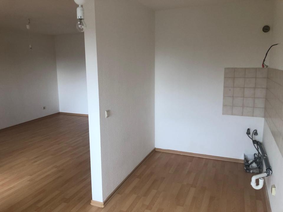Tolle neue, renovierte 2-Zimmer-Wohnung mit Balkon+Garage in Mannheim – Bild 7