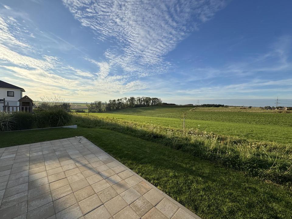 Aussicht ins Grüne! Lichtdurchflutetes Massivhaus in Bihlafingen, provisionsfrei – Bild 27