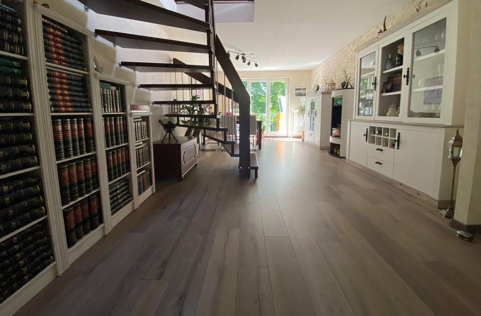 Charmante durch Dachboden ausgebaute 5 Zimmer-ETW mit 2 Balkonen und TG Stellplatz in Waren Müritz – Bild 7