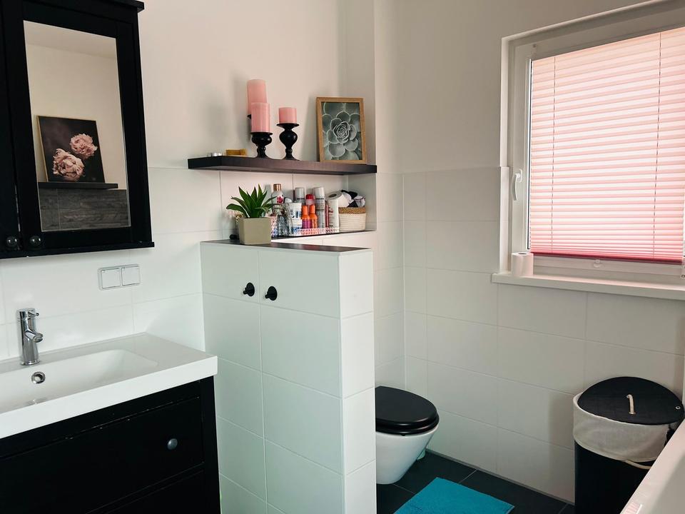 Traumhafte Stadtvilla mit Garten & nachhaltiger Energie in zweiter Reihe – Bild 17