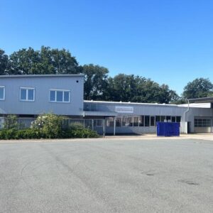 Provisionsfrei: bis zu 3.600 m² Freifläche für Aussenlager / Parkplatz an der B6 nur 1,90 pro QM