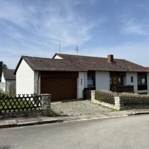 Schöner Bungalow in ruhiger Lage mit großen Grundstück
