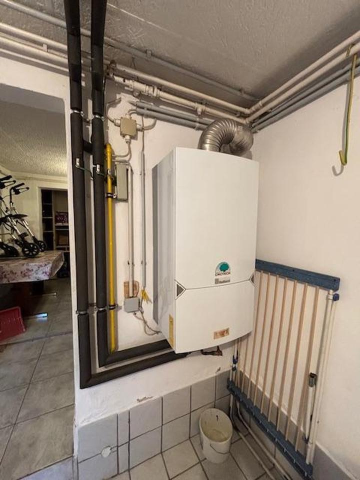 Reihenendhaus, unterkellert mit Nebengelass und Garten – Bild 27