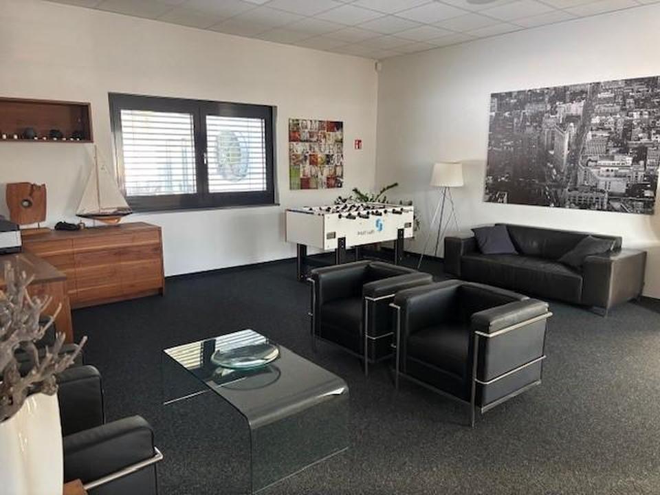 Geschäftsgebäude/Gewerbeimmobilie Nürnberger Land an der A9 – Bild 3