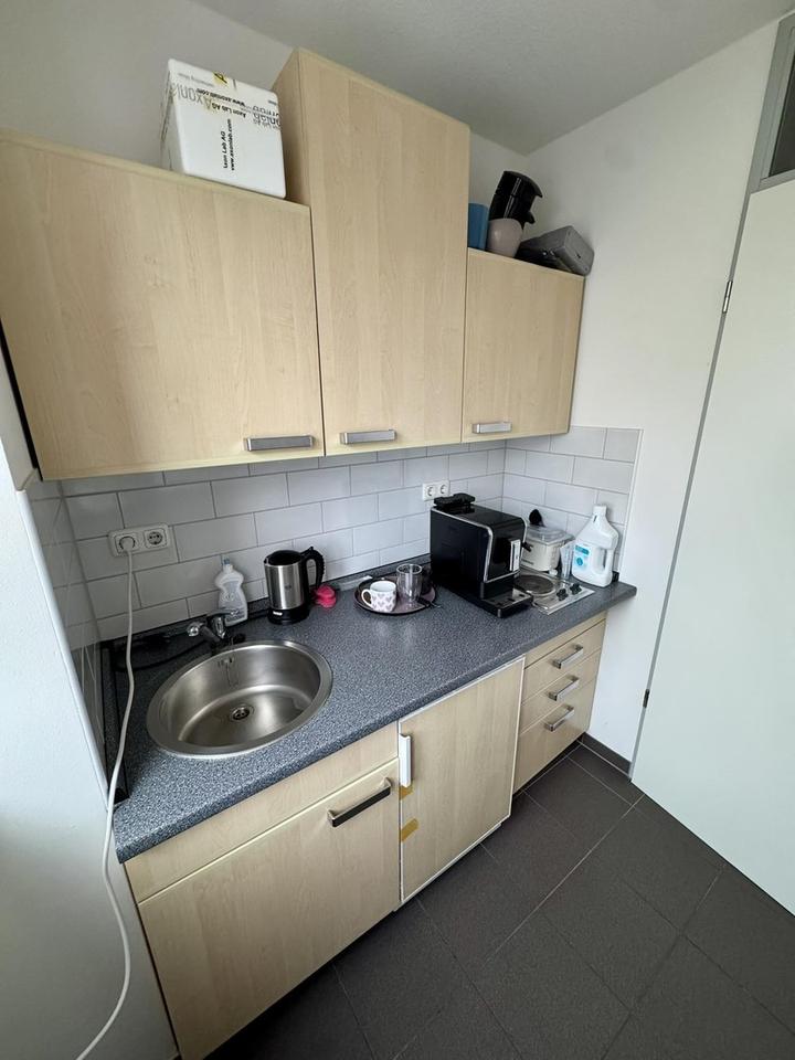 Moderne, helle Büro-/ Praxiseinheit mit Terrasse und separatem Eingang - provisionsfrei – Bild 5