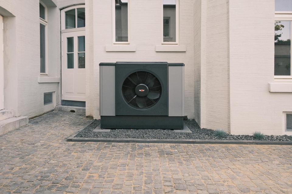 5-Zimmer-Wohnung mit Einfamilienhauscharakter in kernsaniertem Denkmalobjekt – Bild 8