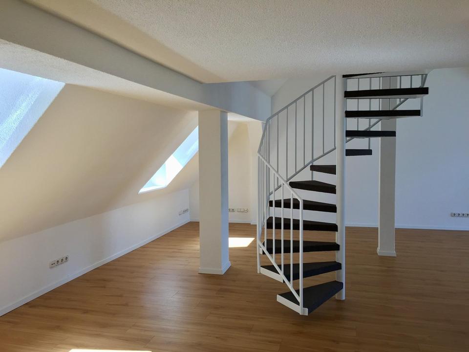 Altstadt-MFH mit Mainblick, Dachterrasse & Entwicklungspotenzial – provisionsfrei – Bild 9