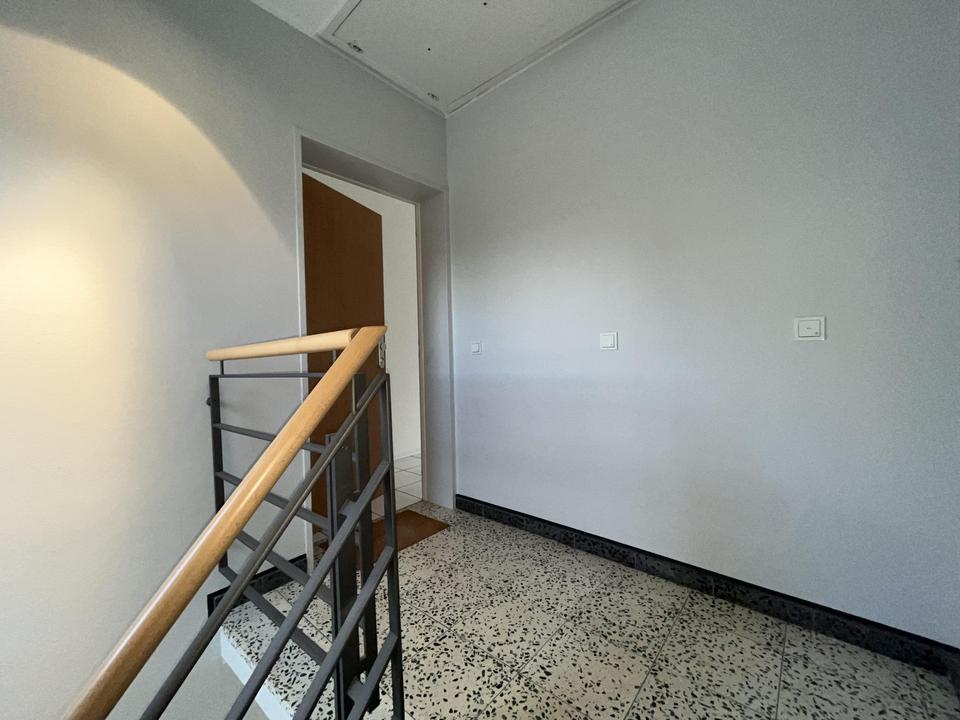 Unterbilk-Jackpot: Perfekt aufgeteilte Wohnung mit Klima, Riesen-Balkon & eigener Garage – Bild 4