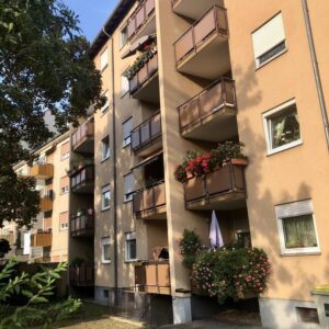 Tolle neue, renovierte 2-Zimmer-Wohnung mit Balkon+Garage in Mannheim