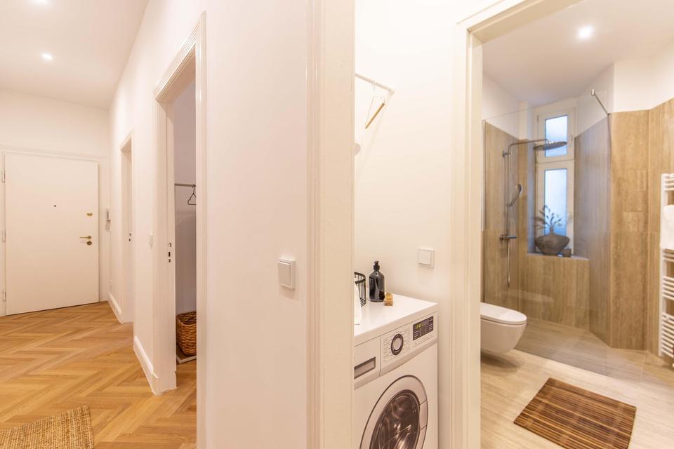 Gründerzeit-Altbau | 4 Zimmer, Lift & Balkon, Designbad, Bestlage – Erstbezug – Bild 6