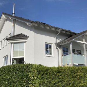 Lichtdurchflutete, teilbare Maisonette mit Südbalkon&Dachterrasse, Ofen, EBK, Garage+2 Stellplätze