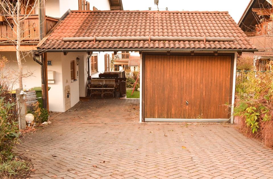 Doppelhaushälfte mit Garage, Carport und PV-Anlage in ruhiger Lage von Königsdorf – Bild 5