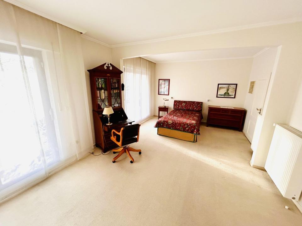 Stilvoller Winkelbungalow - auf sonnigem Grundstück - ohne Makler – Bild 20