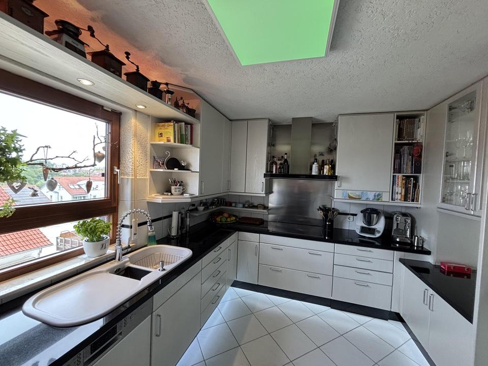 Gepflegte Doppelhaushälfte mit 2 separaten Wohneinheiten und Studio in ruhiger Lage, 30er Zone – Bild 17