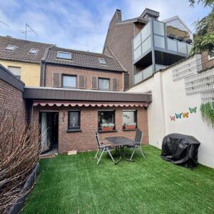 Altbau-Charme trifft Moderne: Einfamilienhaus in Krefeld Hüls - Provisionsfrei