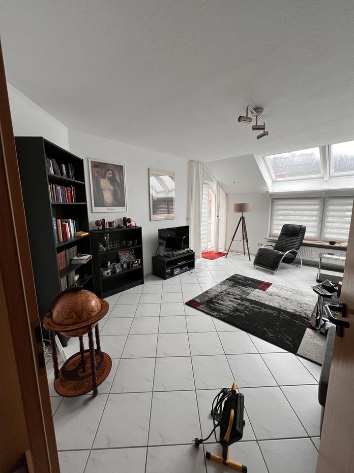 Helle Dachgeschosswohnung – Bild 4