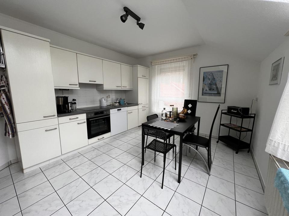 Helle Dachgeschosswohnung – Bild 12