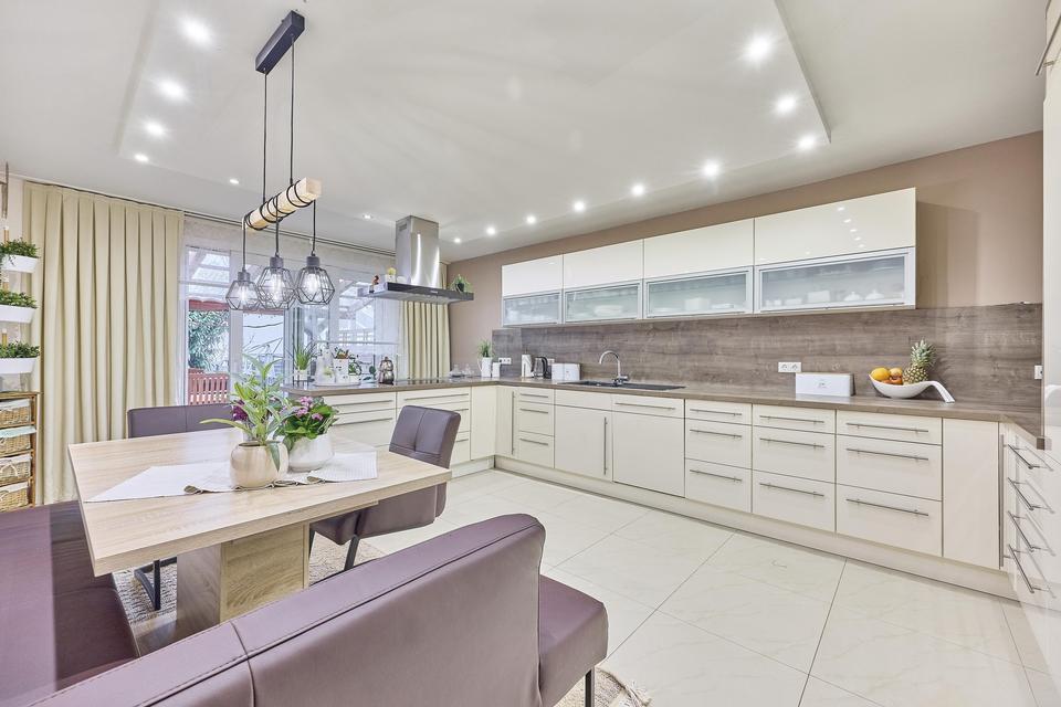 Großzügiges Wohnen mit Garten auf zwei Ebenen – Bild 8