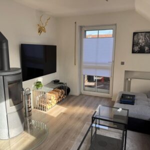 5-Zimmer Maisonette-Wohnung mit Kamin, Garten und Garage in Untermeitingen - sofort bezugsfertig!