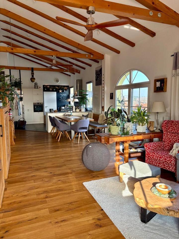 Stilvolles Landhaus mit vielseitig nutzbarer Werkstatt – Bild 11