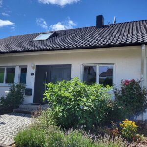 Großzügiges 8-Zimmer-Haus mit Garten, Dachterrasse & Weitsicht – ruhige Lage *** reserviert ***