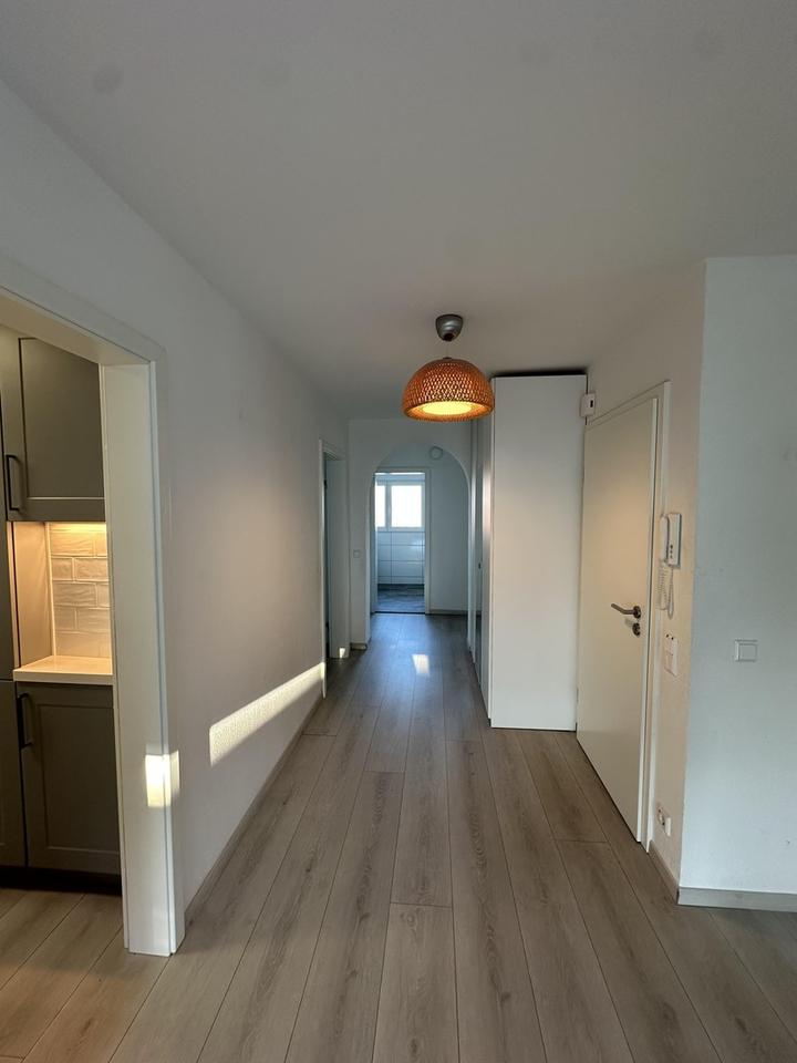 RESERVIERT - Helle 4½-Zimmer-Wohnung (ca. 101 m²) mit Terrasse + Garage *PROVISIONSFREI* – Bild 8