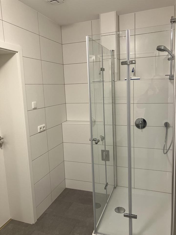 Stadtnähe, Energiesparende, Klimatisierte 3 Zimmerwohnung in exponierter Lage und E Ladestation – Bild 8