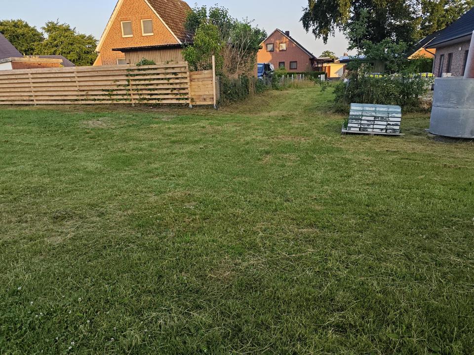 3-FH mit zwei Wohnungen zum Fertigstellen, weitere Bebauung möglich – Bild 8