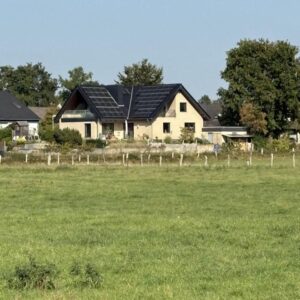 Provisionsfrei! (Teil-)kernsaniertes Ein-/Zweifamilienhaus in Altgarbsen mit atemberaubendem Blick