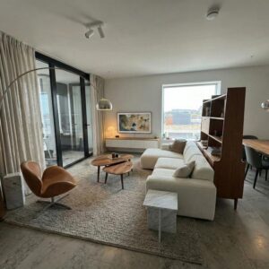 ICONIC LIVING: Exklusive, voll möblierte Skyline-Residenz im Wahrzeichen Frankfurts – Henninger Turm