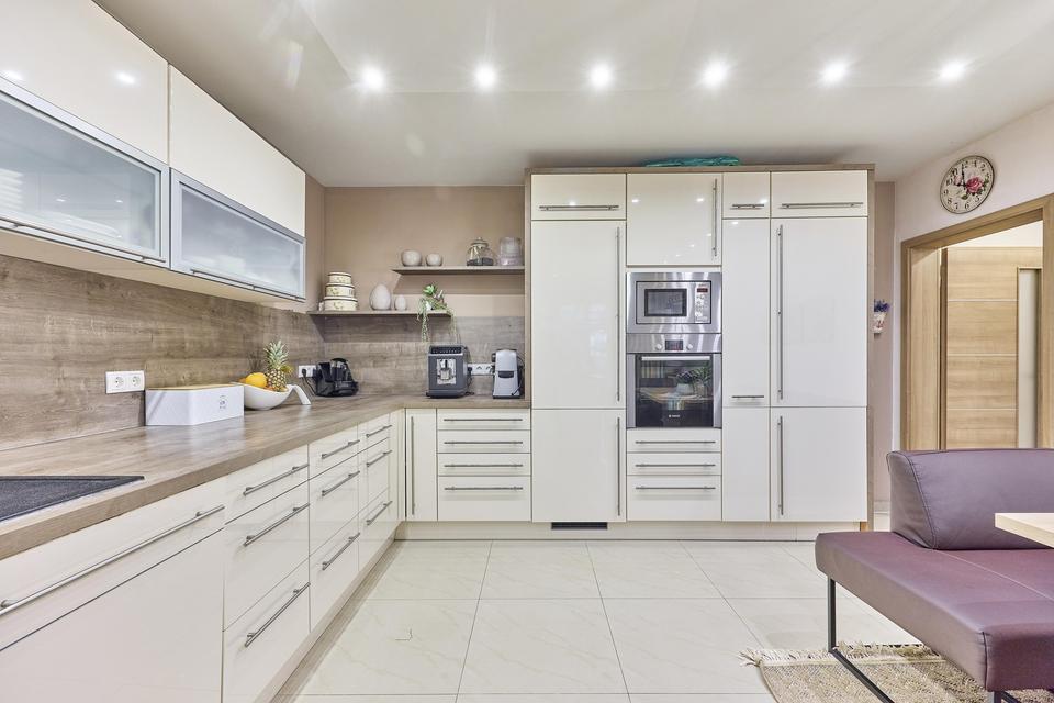 Großzügiges Wohnen mit Garten auf zwei Ebenen – Bild 10